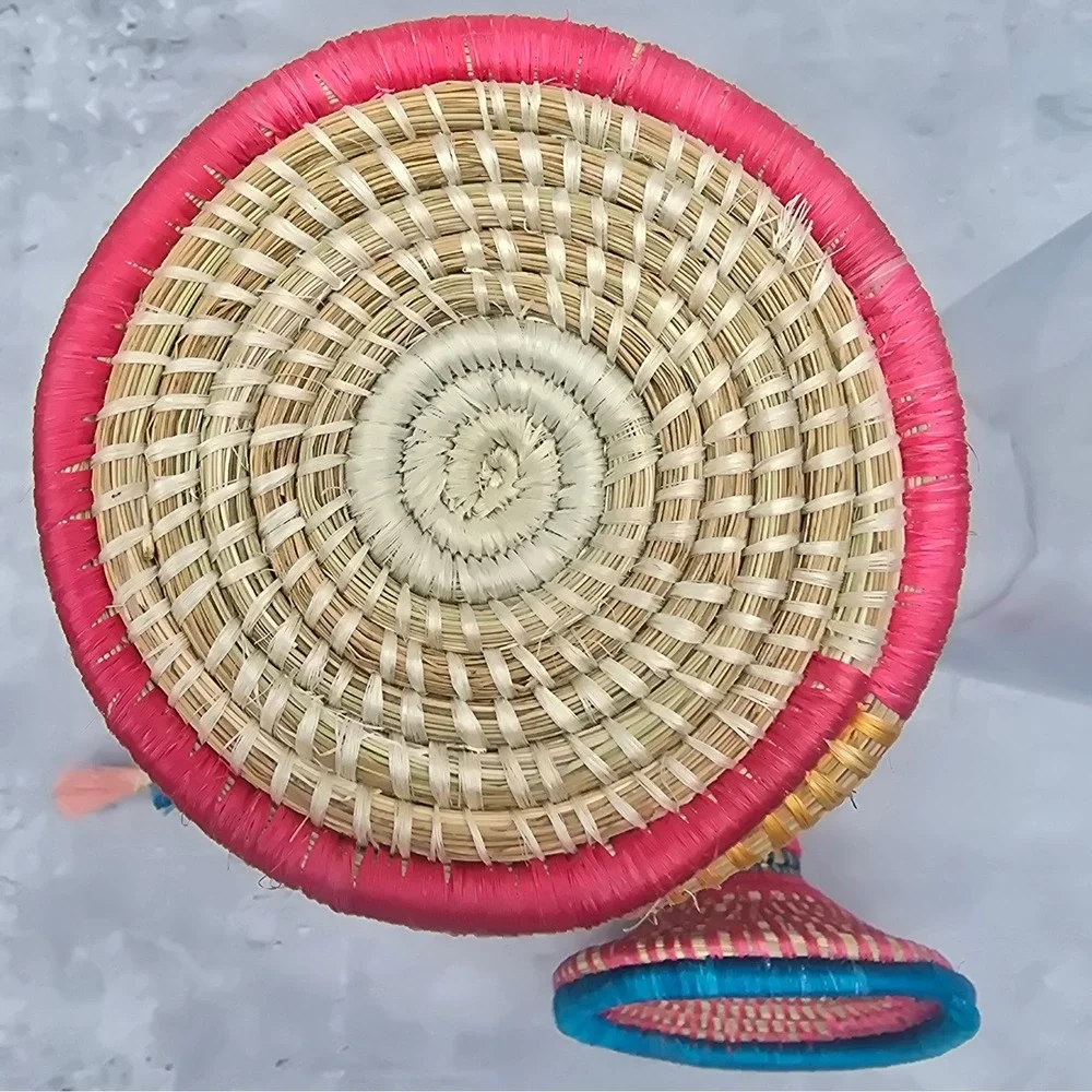 Handcrafted Rwanda Woven Basket Vase with Lid Tassel and Glass Insert Multicolor